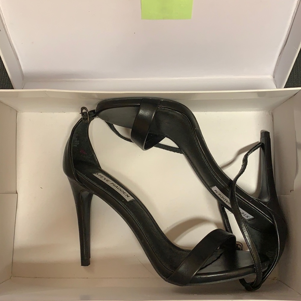 Steve Madden Stecy sandals